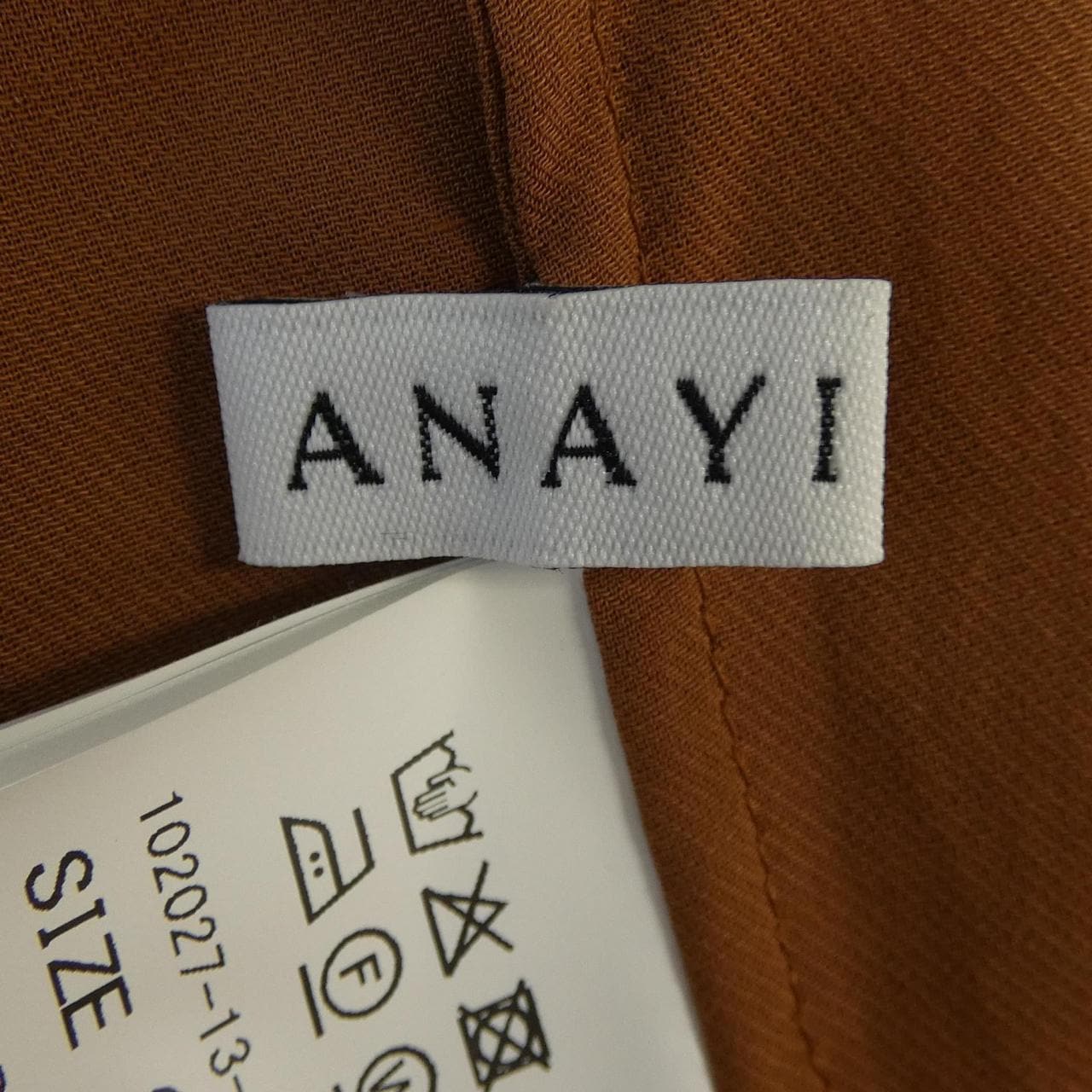 アナイ ANAYI トップス