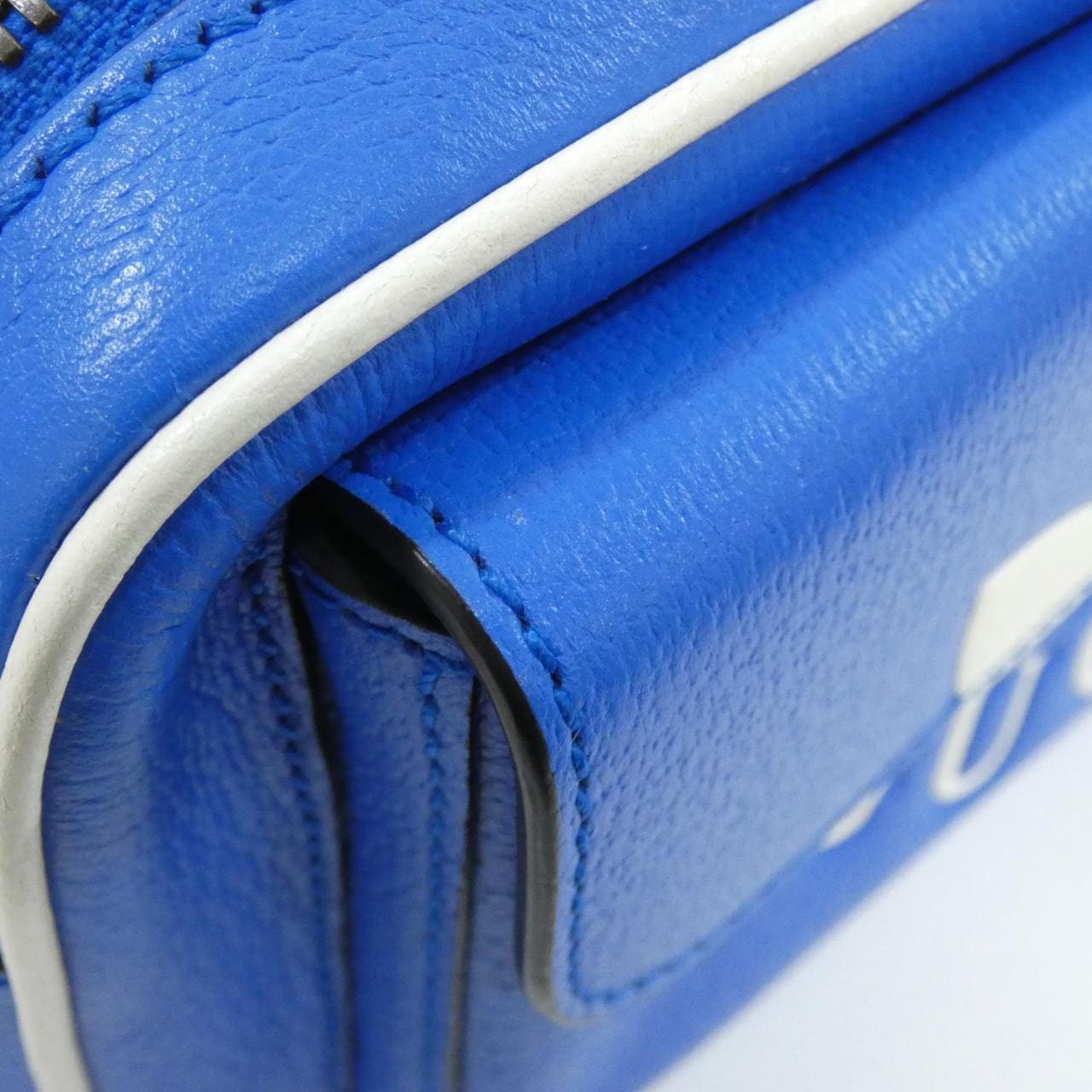 グッチ 722141 AAA8U ウエストバッグ