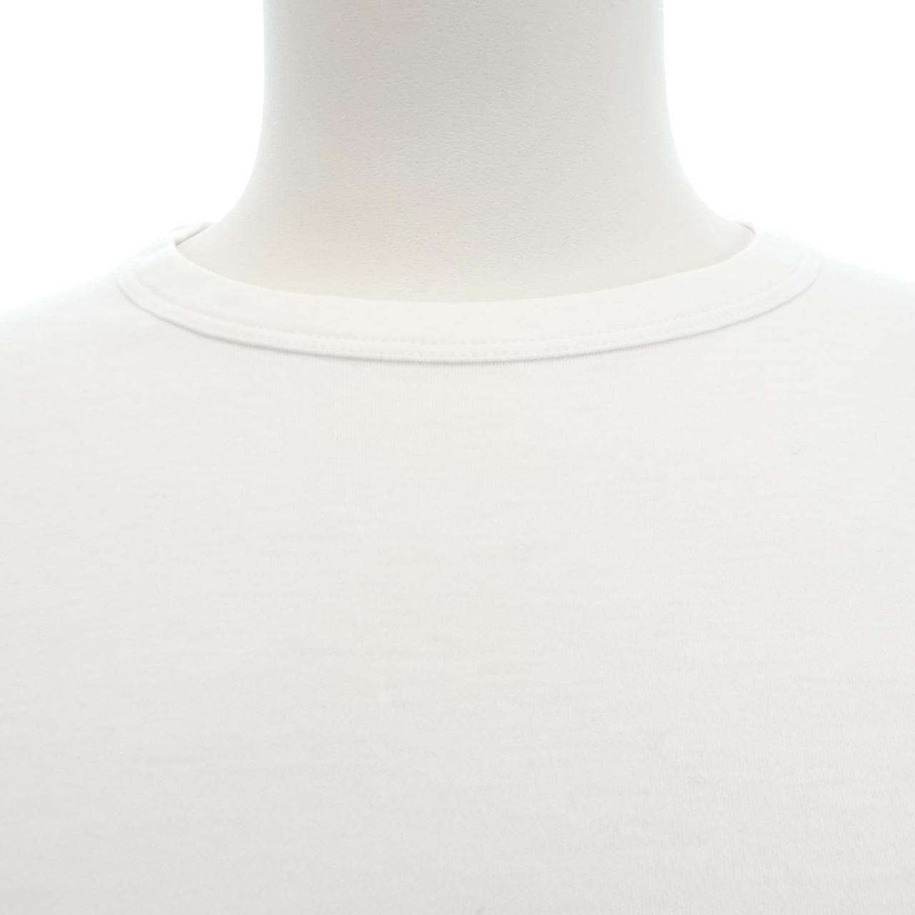 アンティーチポ ANTICIPO Tシャツ