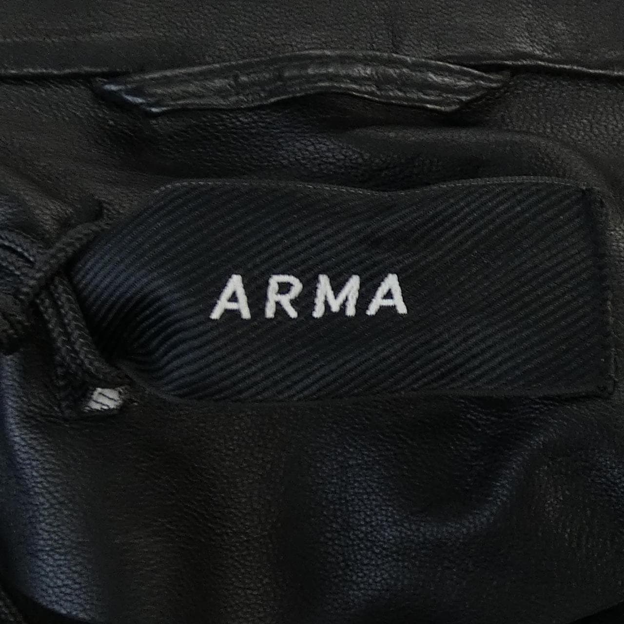 アルマ ARMA CAVE S／Sシャツ