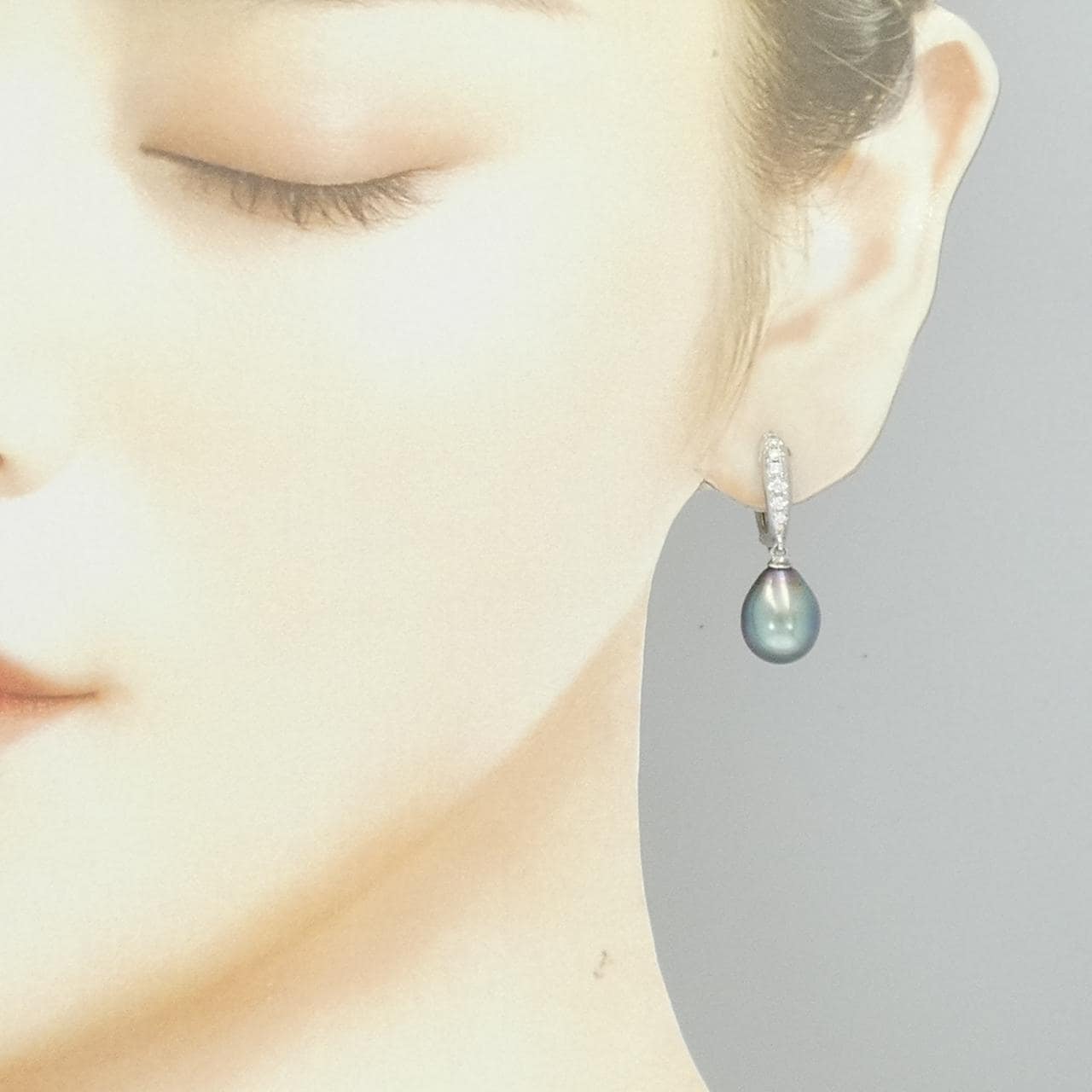 PT900 黒蝶パール イヤリング 9.3mm