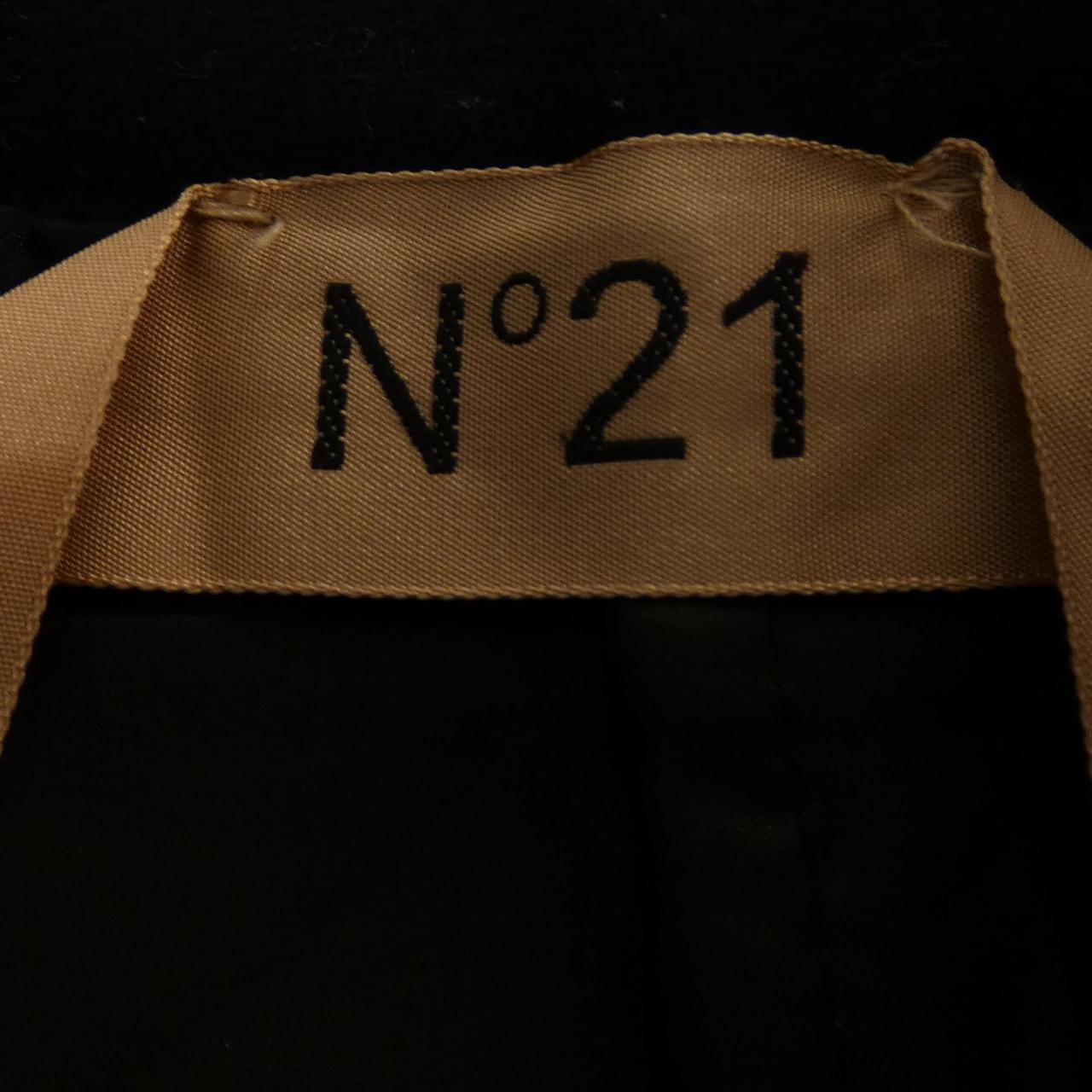 ヌメロヴェントゥーノ N°21 スカート