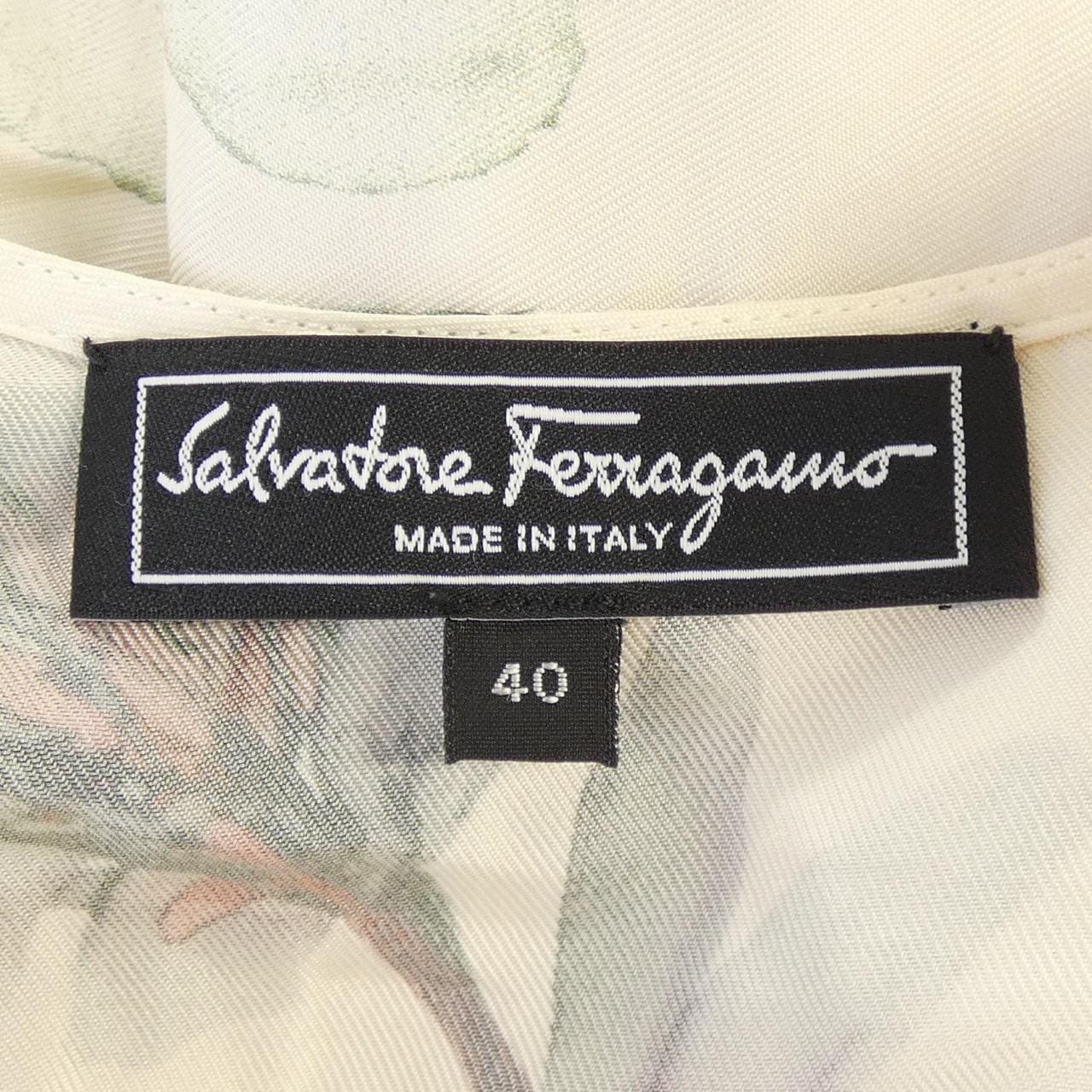 フェラガモ FERRAGAMO トップス