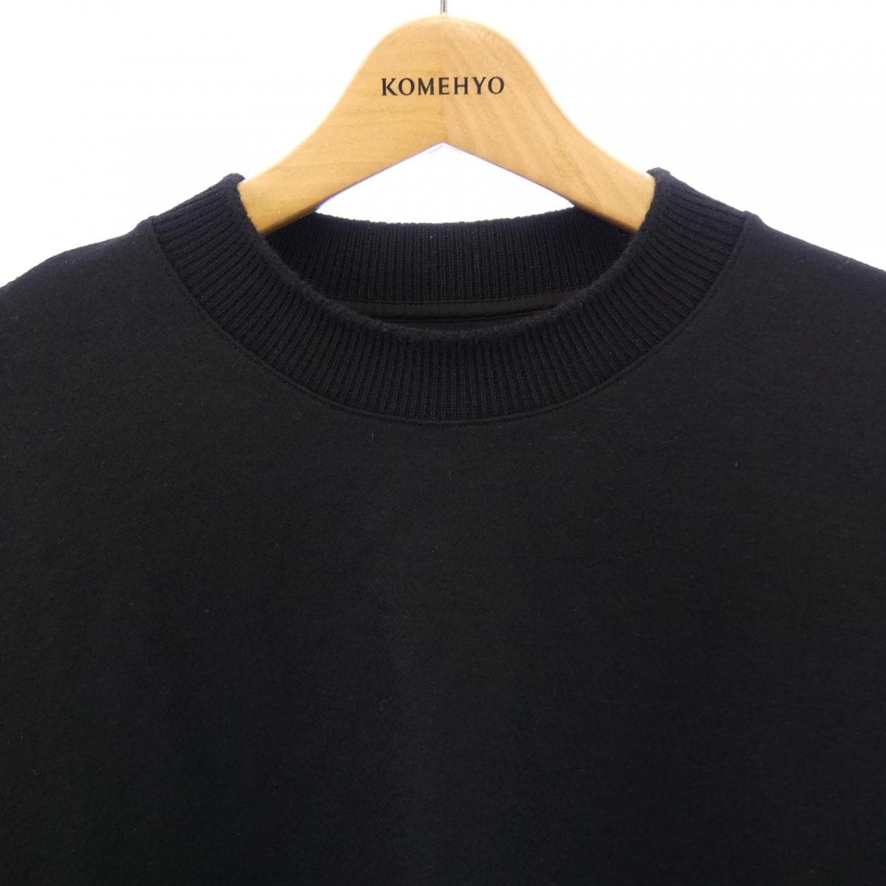ジルサンダー JIL SANDER J22GU0112 トップス