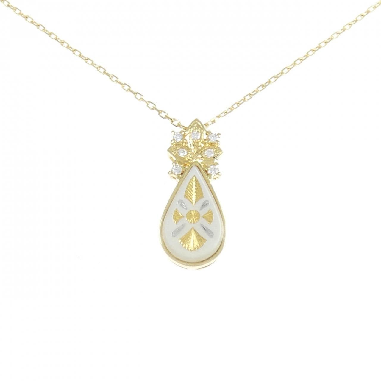 MIKIMOTO mother of pearl necklace