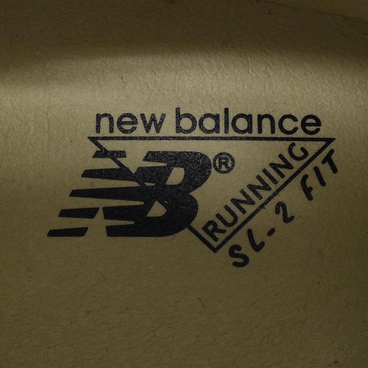 ニューバランス NEW BALANCE M670NVY スニーカー