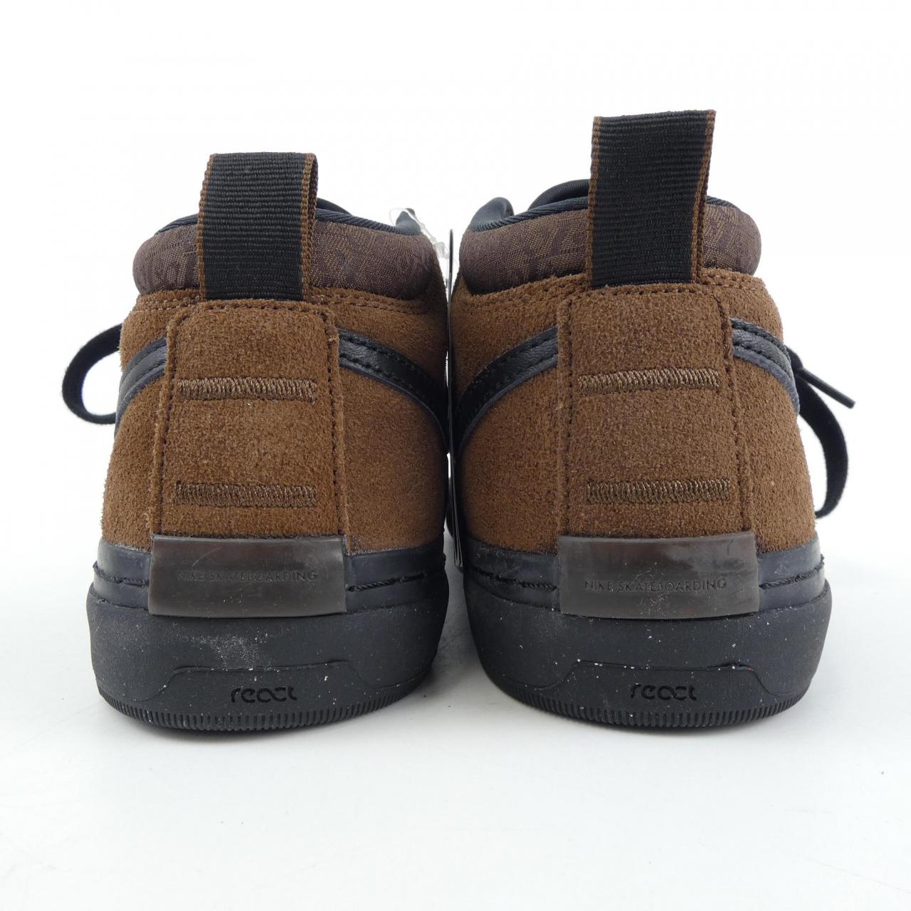 ナイキ NIKE スニーカー