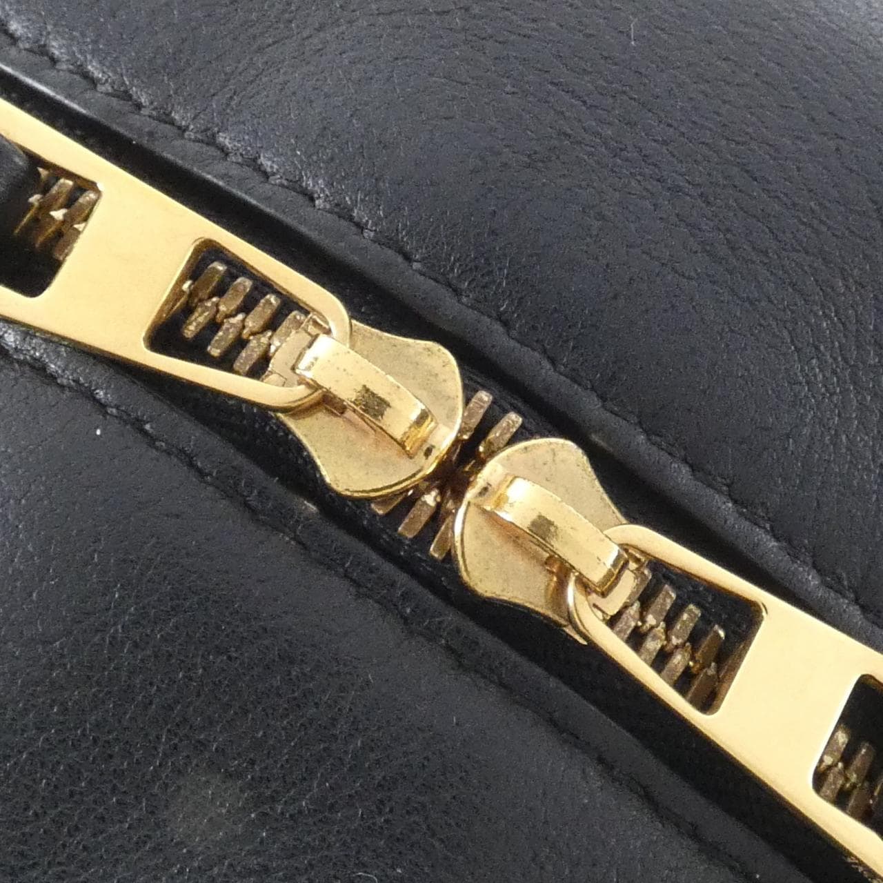 ロエベ アマソナ 19cm A039N10X02 バッグ