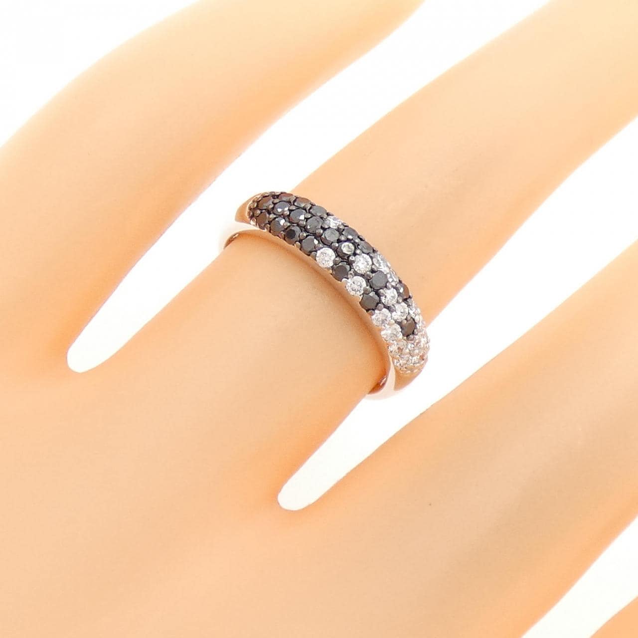 ポンテヴェキオ ビアンコ エ ネロ リング 0.23CT