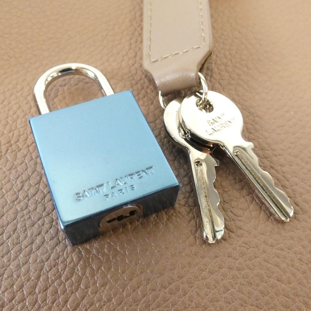 サンローラン ベイビー サック ド ジュール 421863 B68VN バッグ
