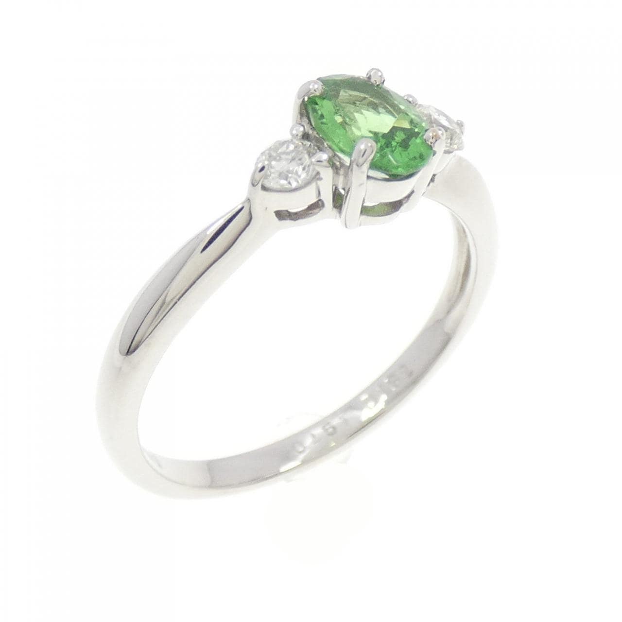 K18WG グリーンガーネット リング 0.451CT