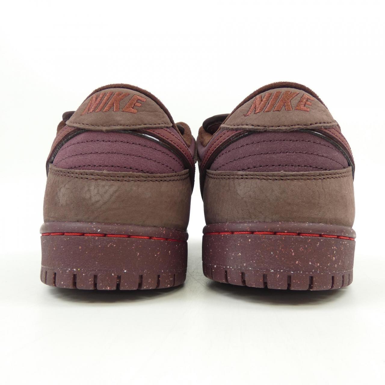 ナイキ NIKE FN0619-600 スニーカー