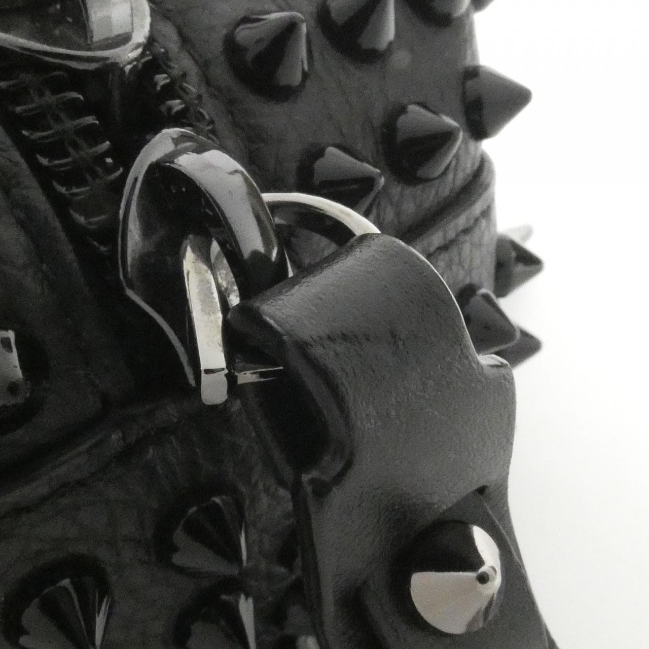 クリスチャンルブタン BLASTER 1205207 セカンドバッグ