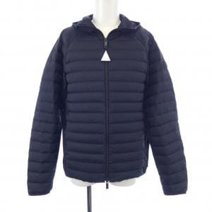 モンクレール MONCLER ダウンジャケット