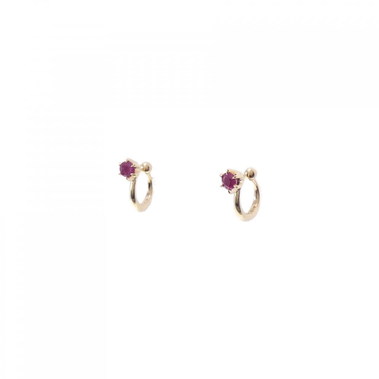 4゜C ruby earrings