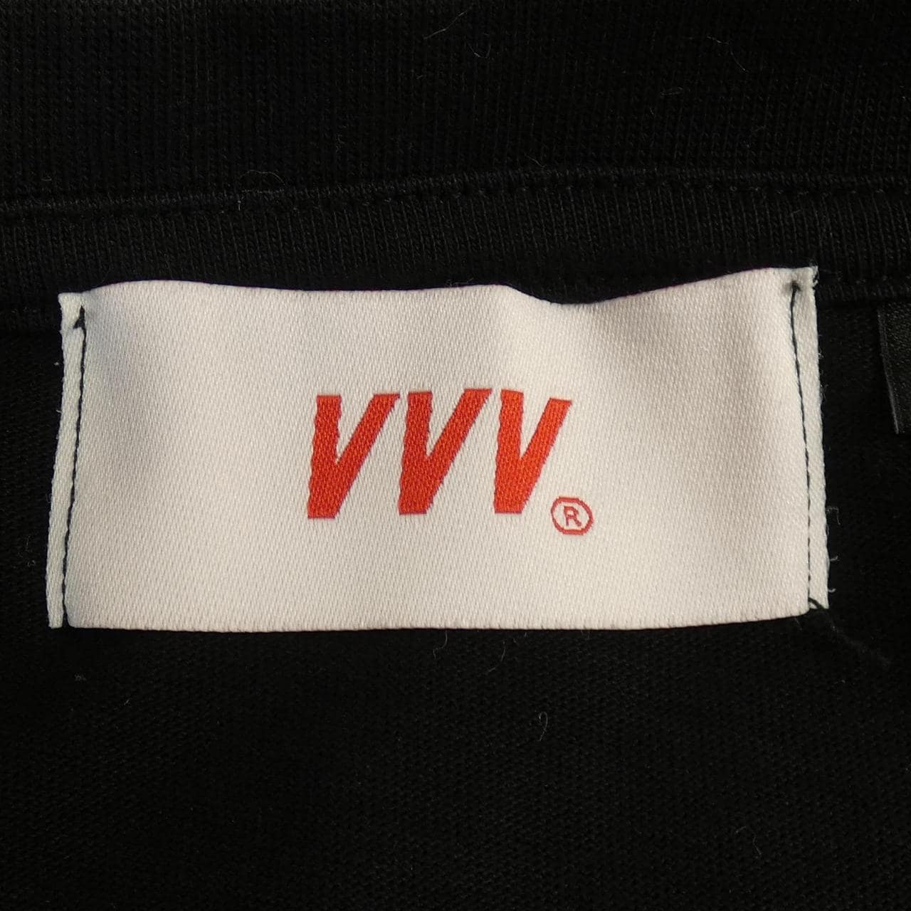 VVV Tシャツ