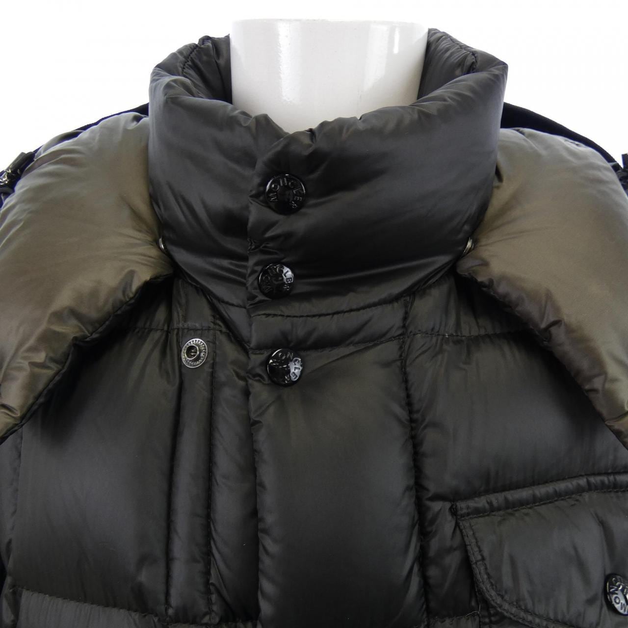 モンクレール MONCLER KORUM ダウンジャケット