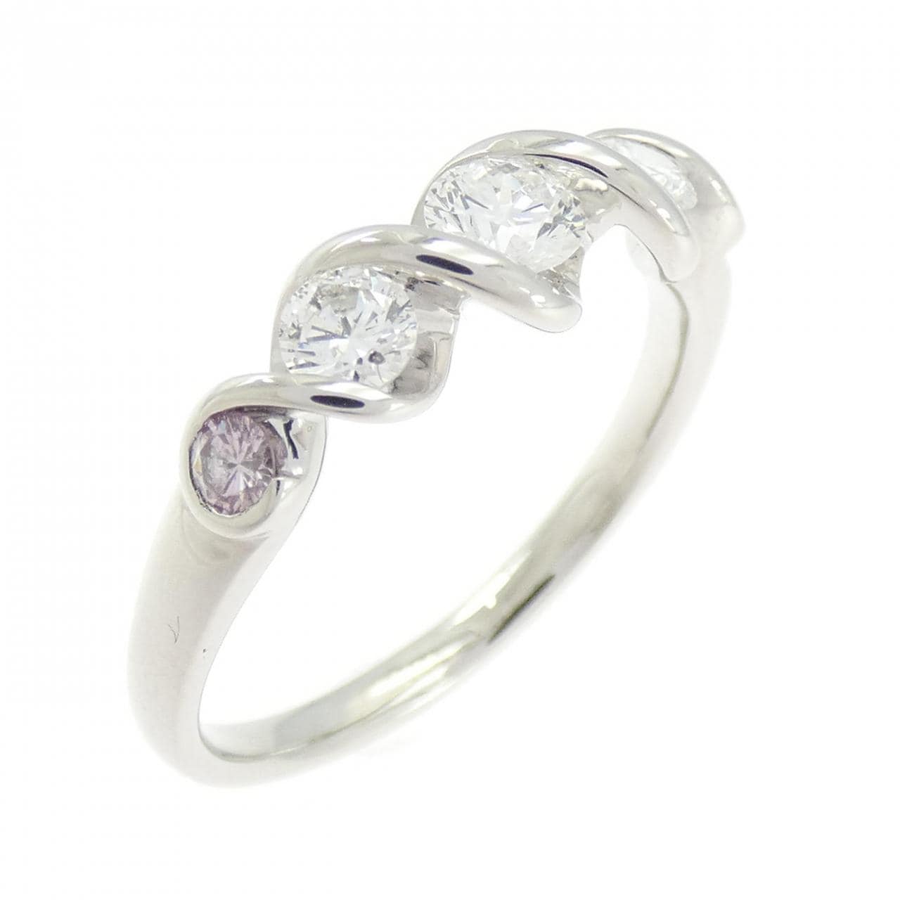 PT900 ダイヤモンド リング 0.70CT