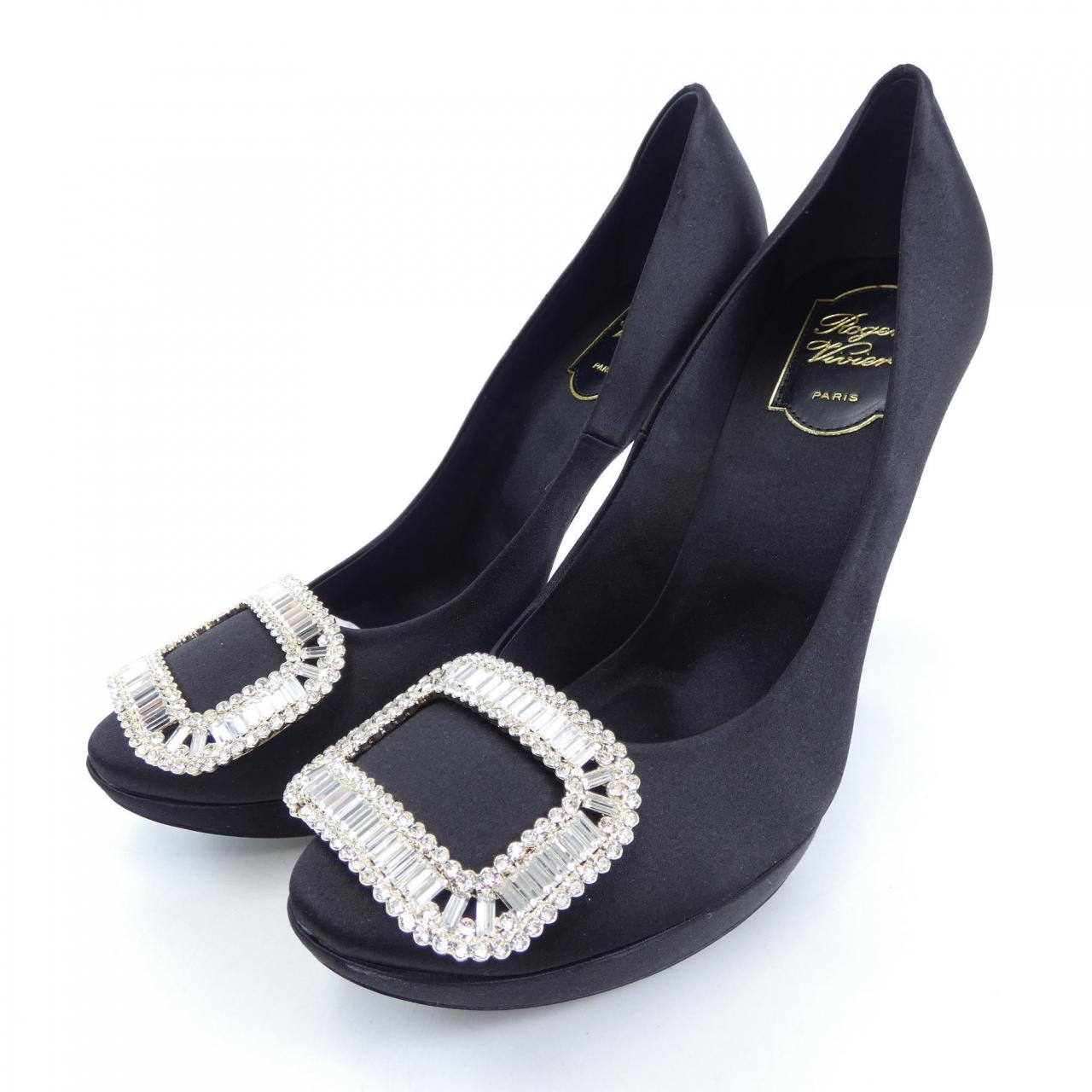 ロジェヴィヴィエ ROGER VIVIER パンプス