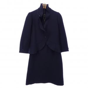 ユキコ･ハナイ YUKIKO HANAI スーツ