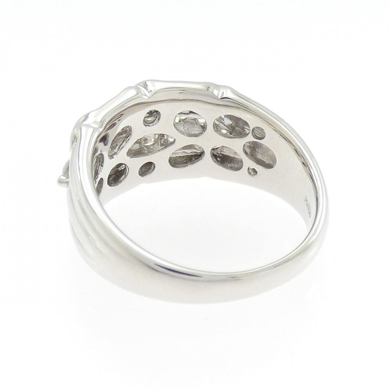 PT900 ダイヤモンド リング 0.70CT