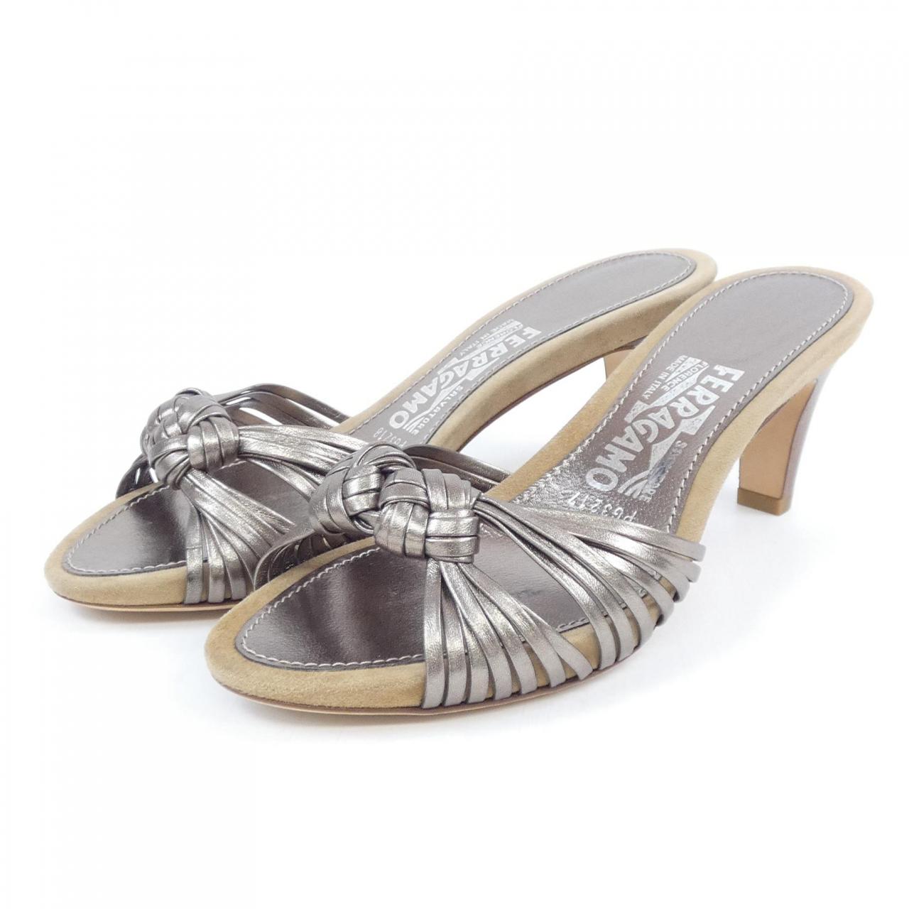 サルヴァトーレフェラガモ SALVATORE FERRAGAMO サンダル