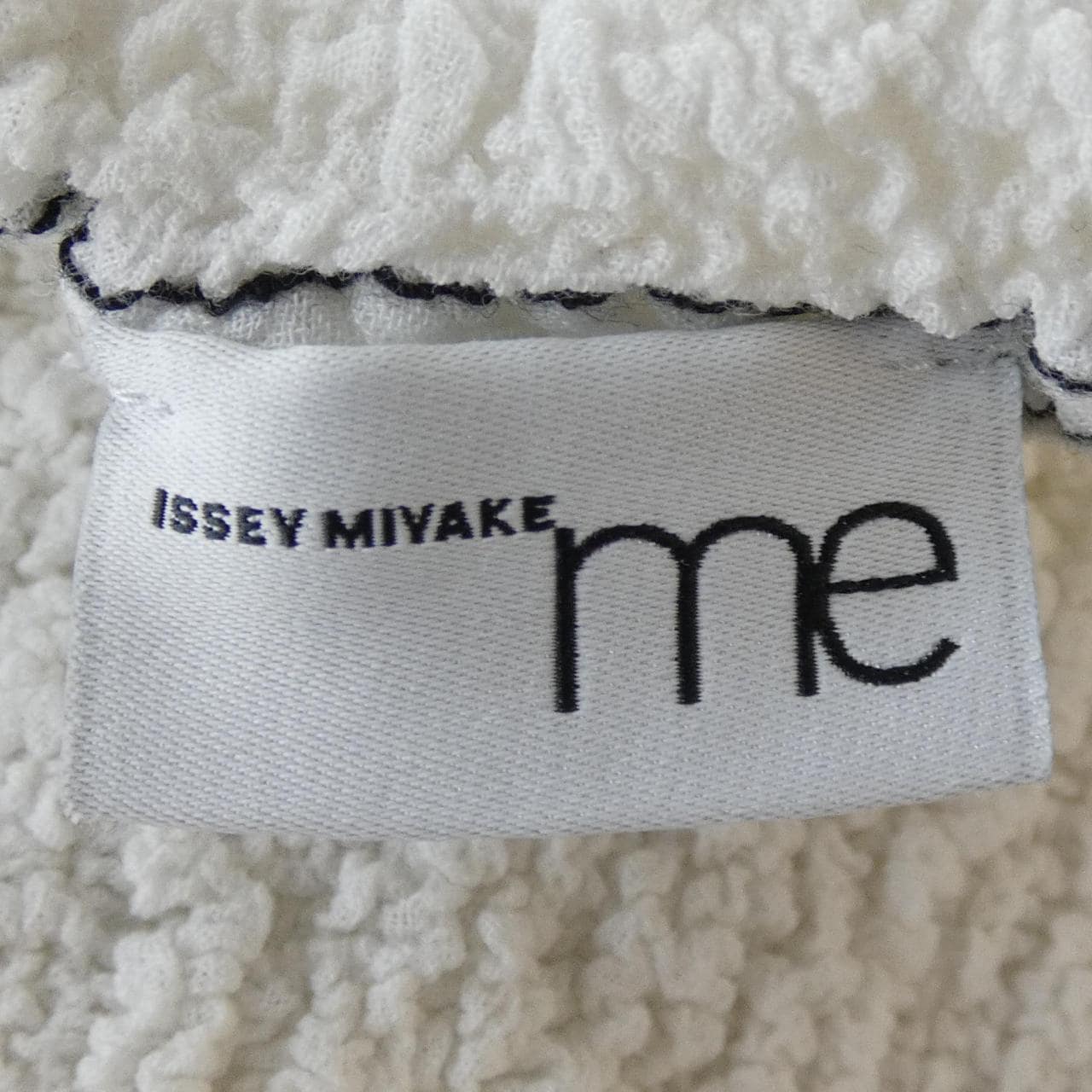 ミーイッセイミヤケ me ISSEY MIYAKE MI52FK759 トップス