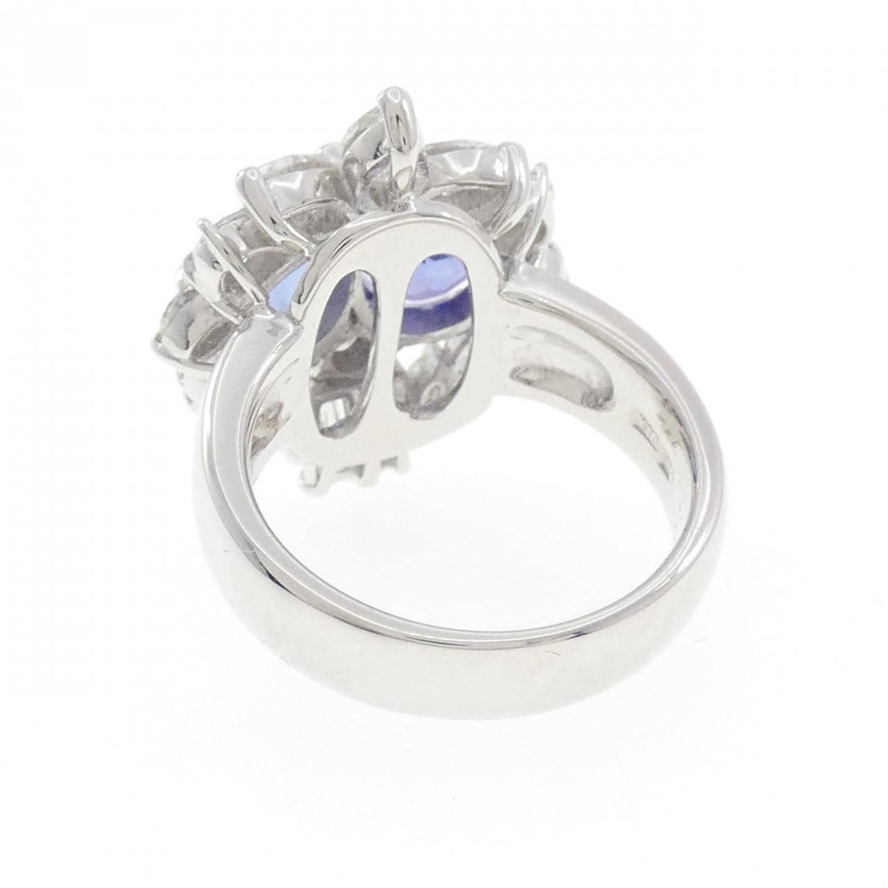 K18WG タンザナイト リング 3.405CT