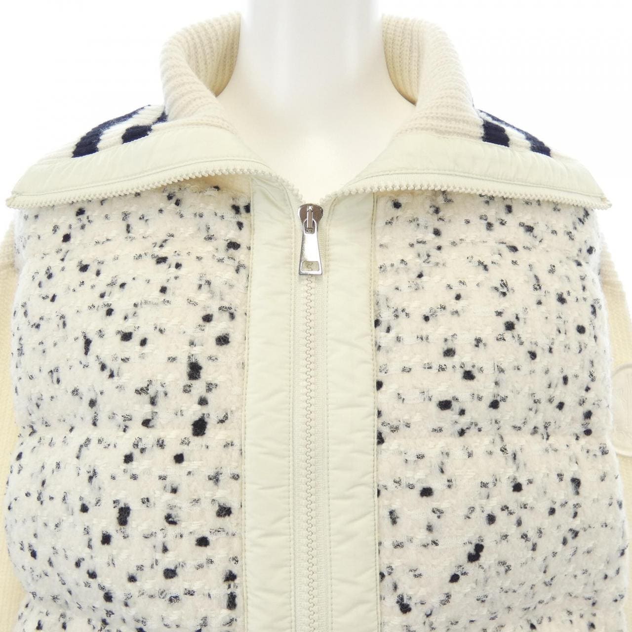 モンクレール MONCLER 20939B00002 ダウンジャケット
