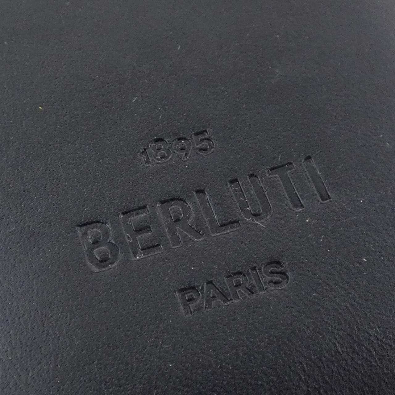 ベルルッティ Berluti サンタルスクリットレザージップロング WALLET