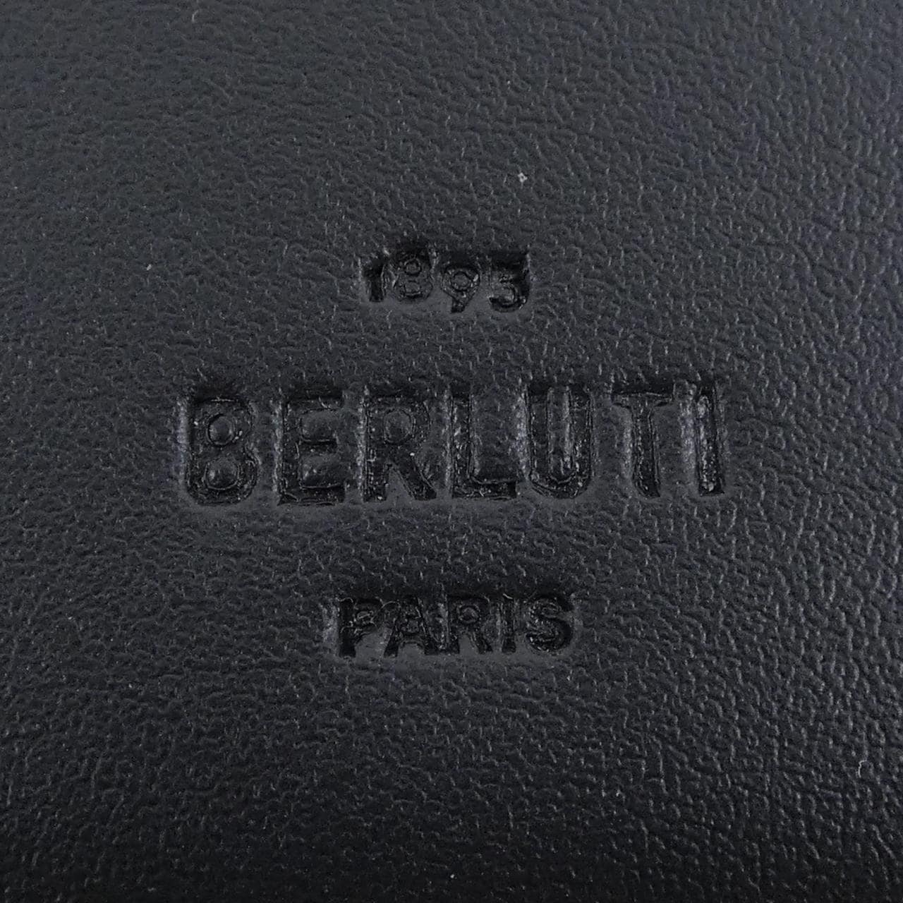 Berluti Santa Luscritto 皮革拉链长款钱包