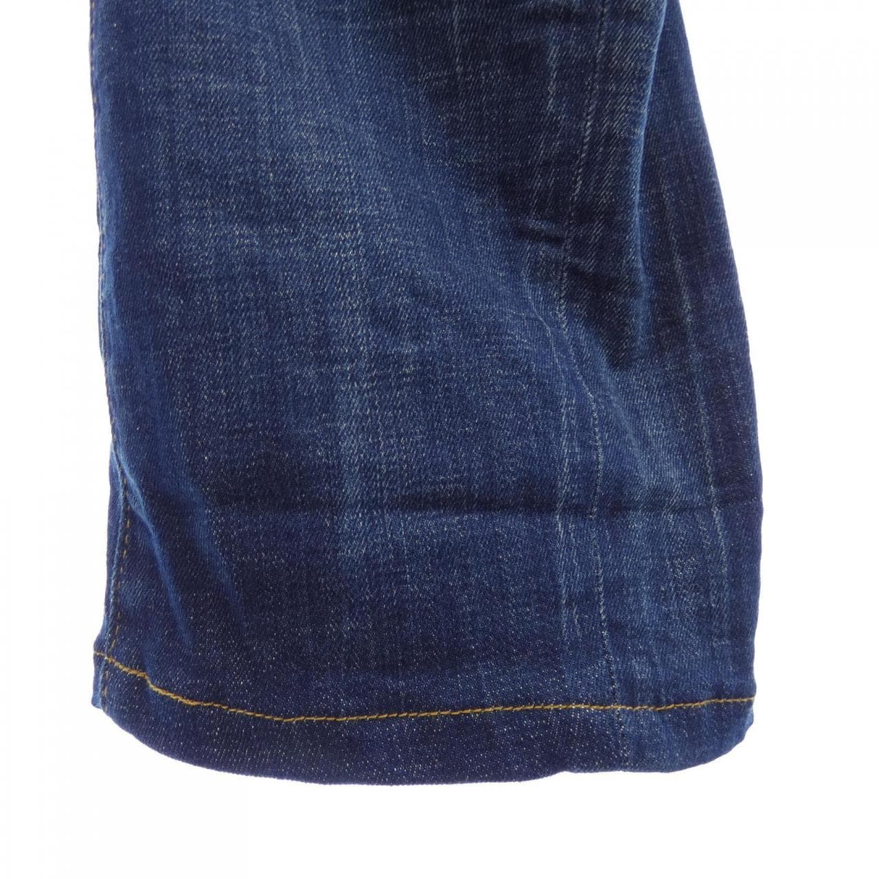 ディースクエアード DSQUARED2 S74LB0760 ジーンズ