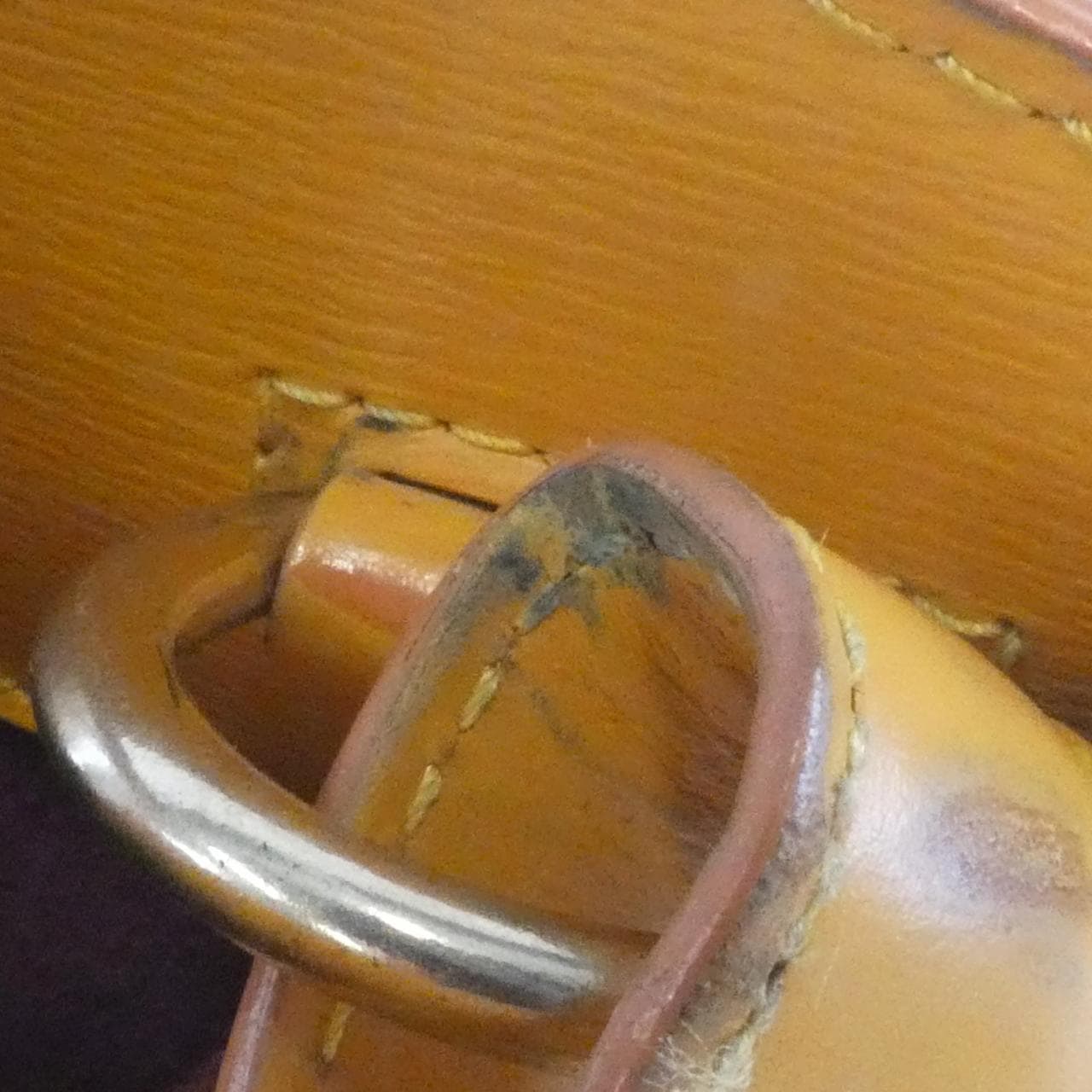 ルイヴィトン エピ クリュニー M52259 ショルダーバッグ