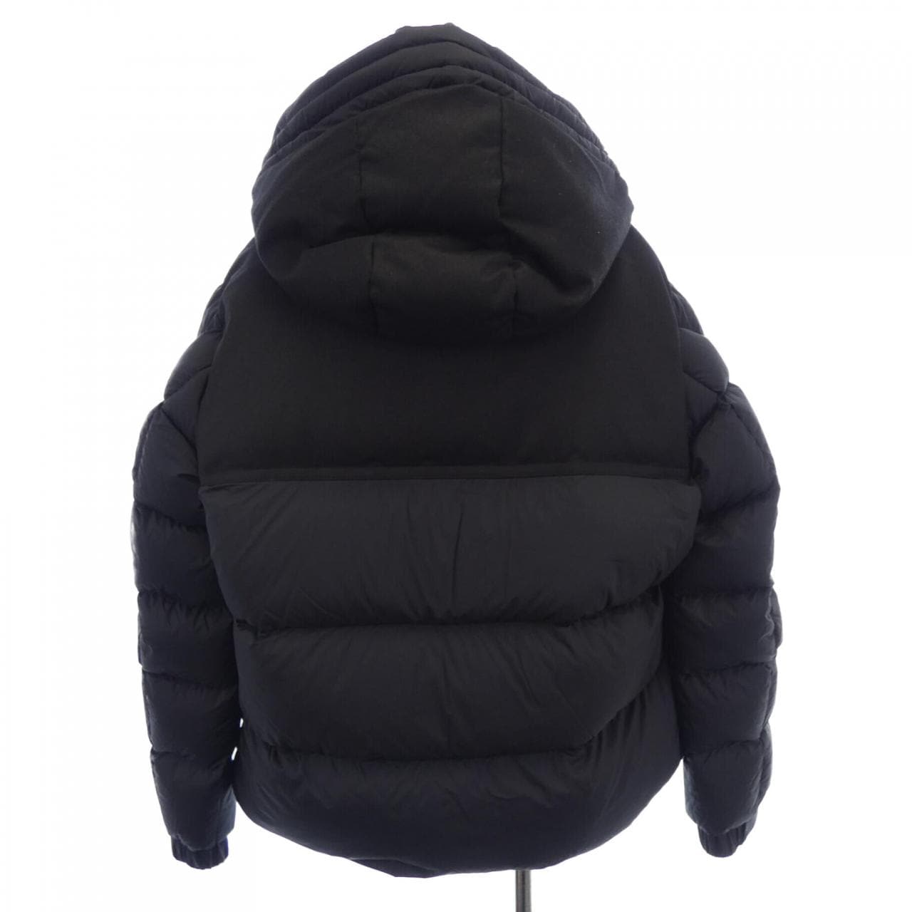 【新品】モンクレール MONCLER ダウンジャケット