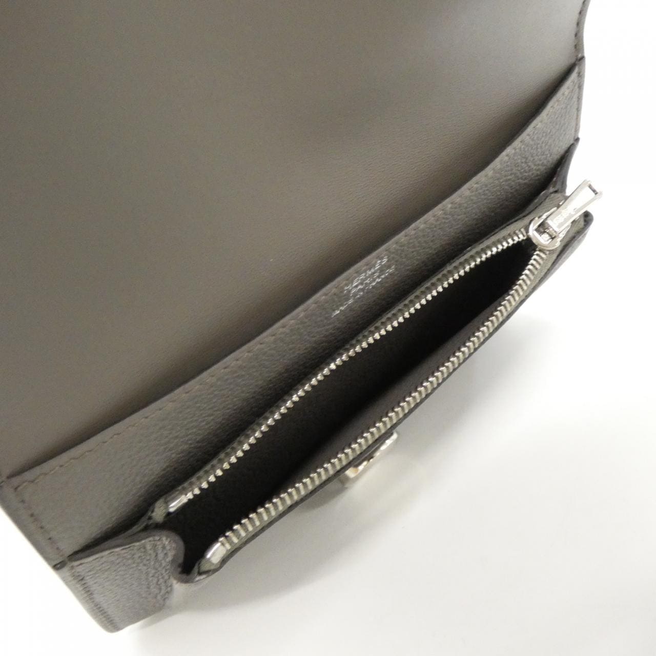 エルメス ドゴン コンパクト 066382CK 財布