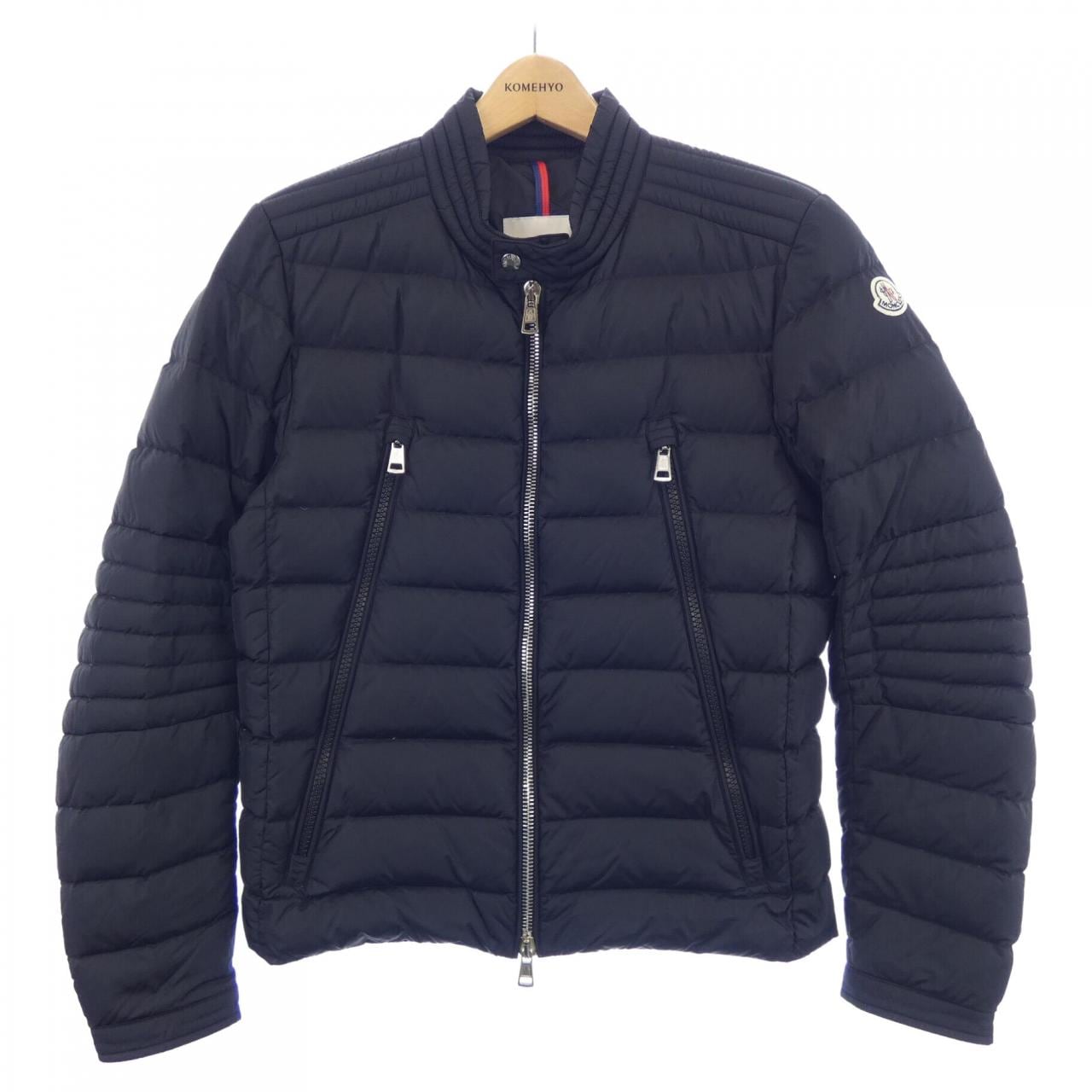 モンクレール MONCLER ダウンジャケット