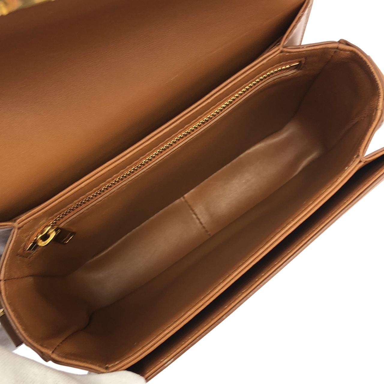 セリーヌ ティーン トリオンフ 188882DBA ショルダーバッグ