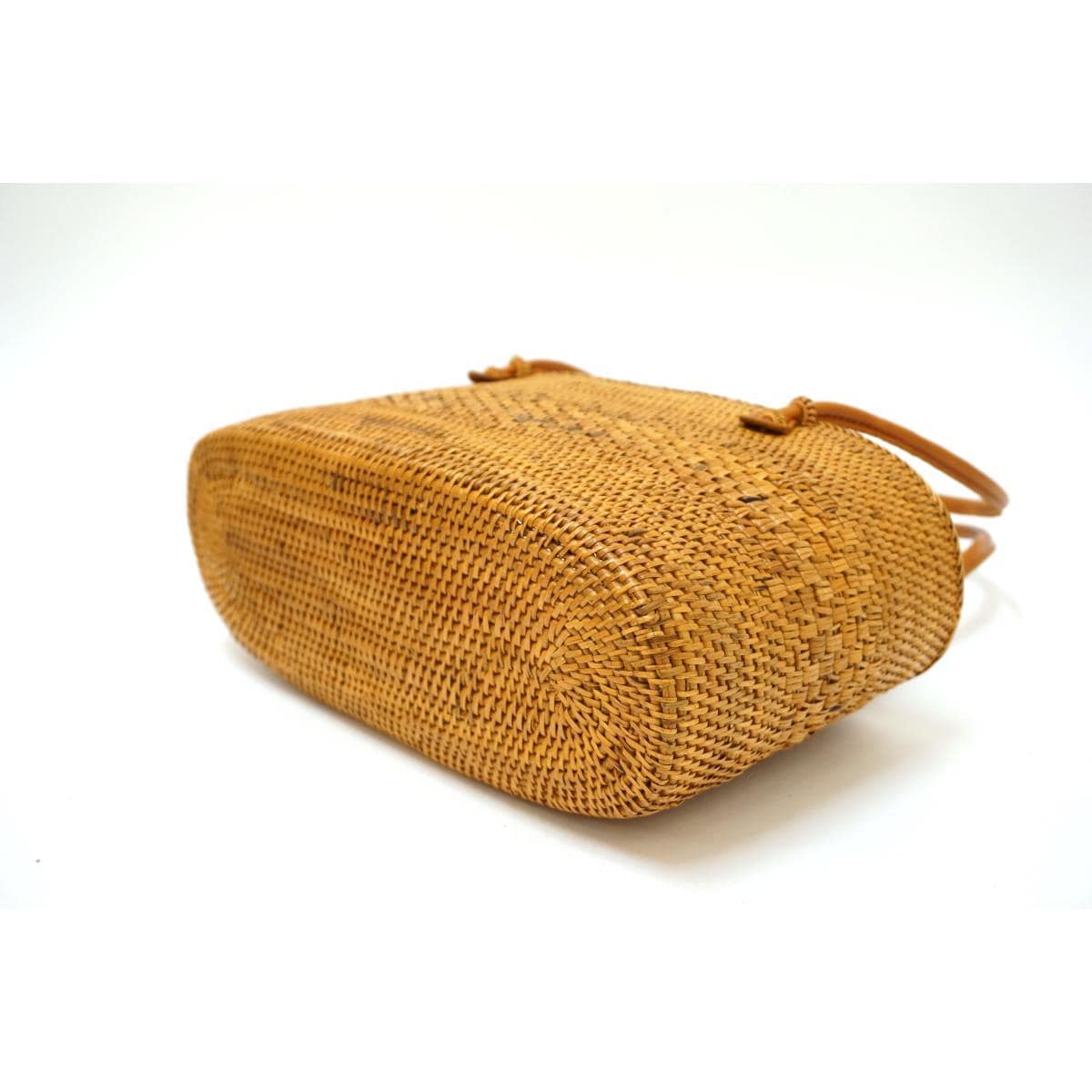 【新品】カゴバッグ　巾着付き