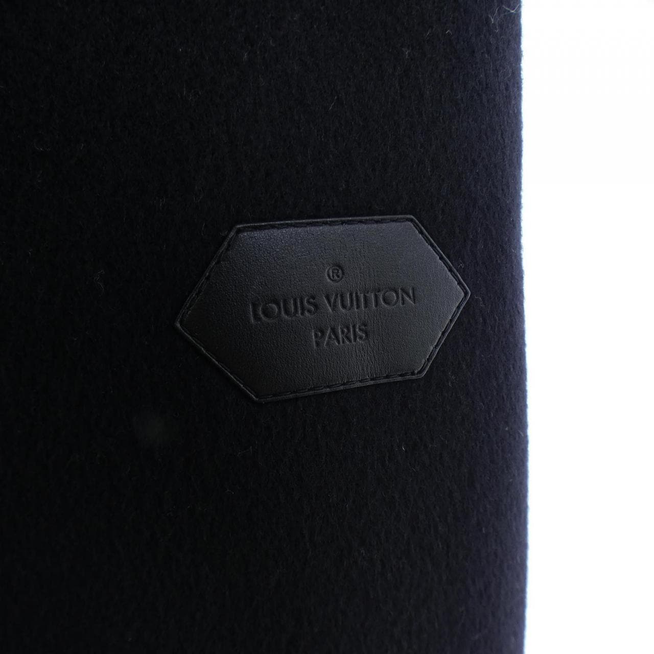 ルイヴィトン LOUIS VUITTON ベルテッドショートラップ FLCO17QWE コート