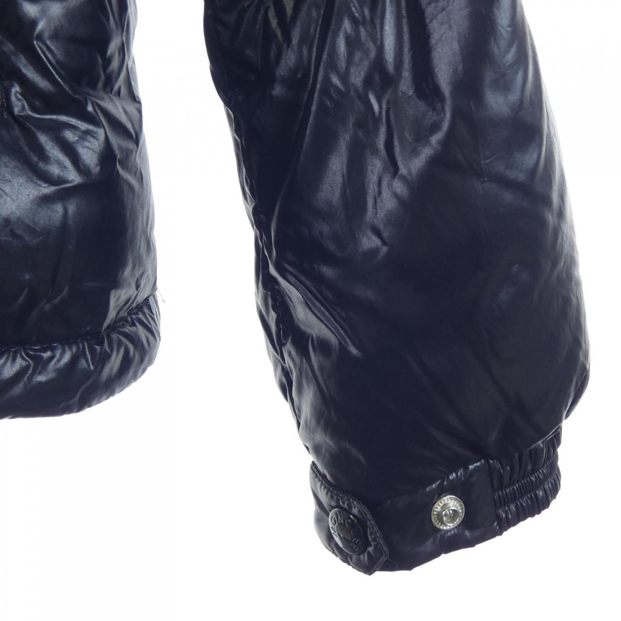 モンクレール MONCLER MONTBELIARD ダウンジャケット