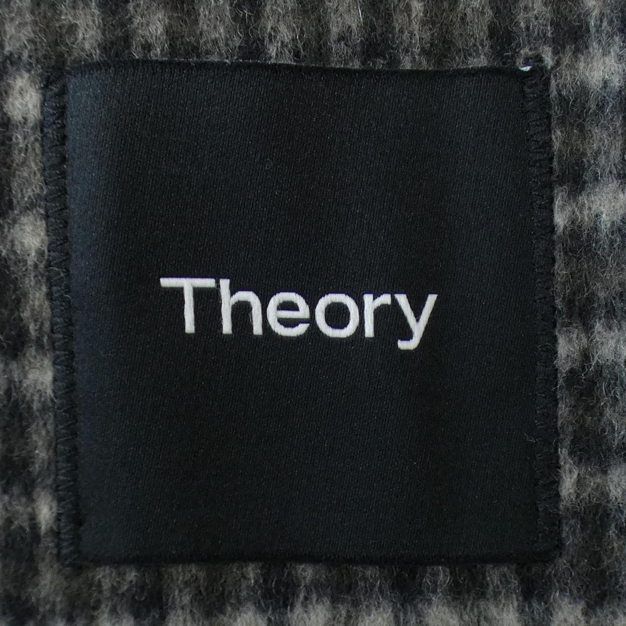 Theory大衣