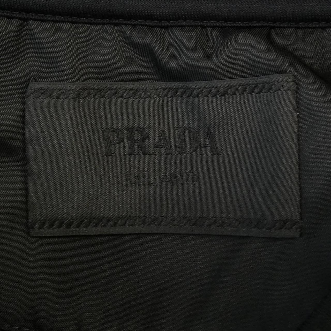 プラダ PRADA テクニカルコットン トライアングルロゴ UJL30A S222 110Q スウェット