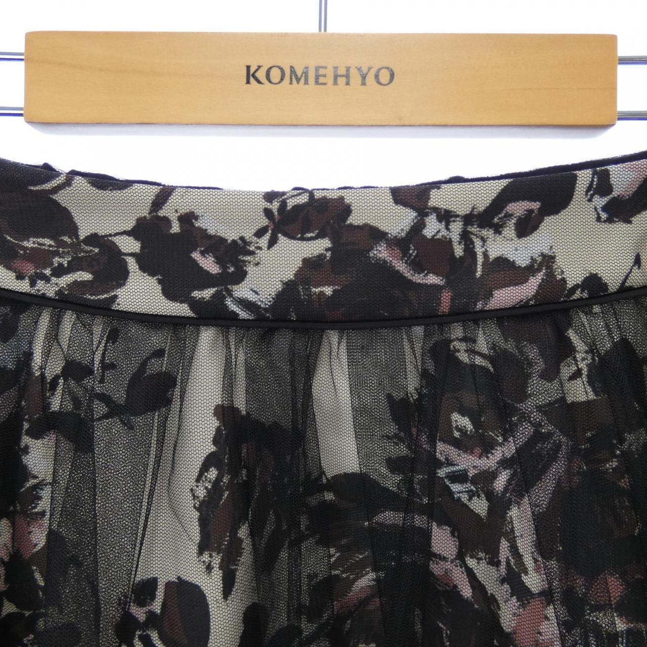 トゥービーシック TO BE CHIC スカート