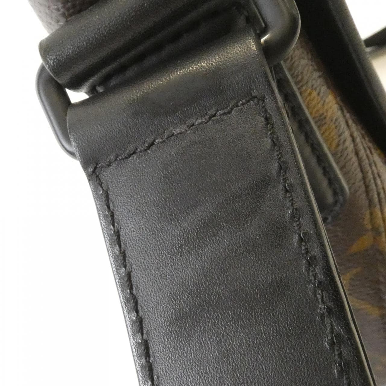 LOUIS VUITTON Monogram Macassar Magnetic Messenger M45557 Shoulder Bag