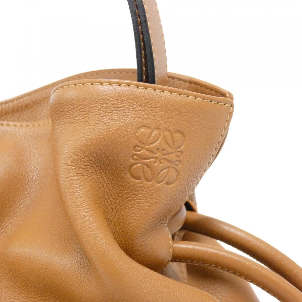 ロエベ フラメンコ ノット 334 30 K63 ショルダーバッグ