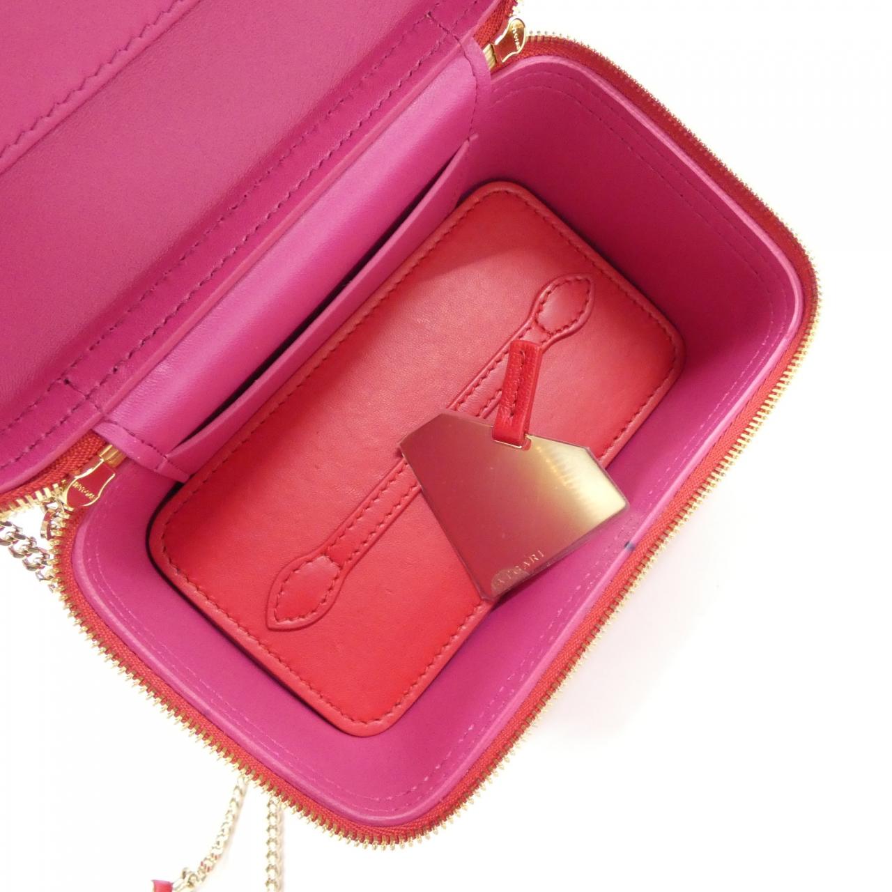 ブルガリ SERPENTI FOREVER バッグ