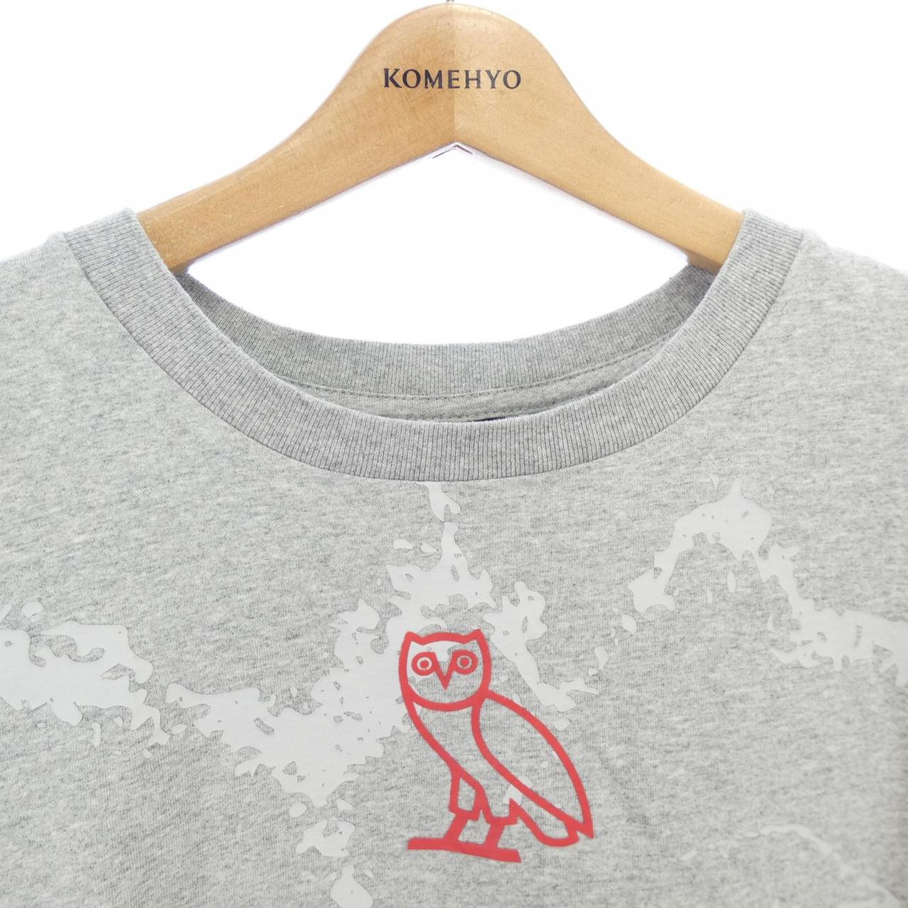 OCTOBERSVERYOWN Tシャツ