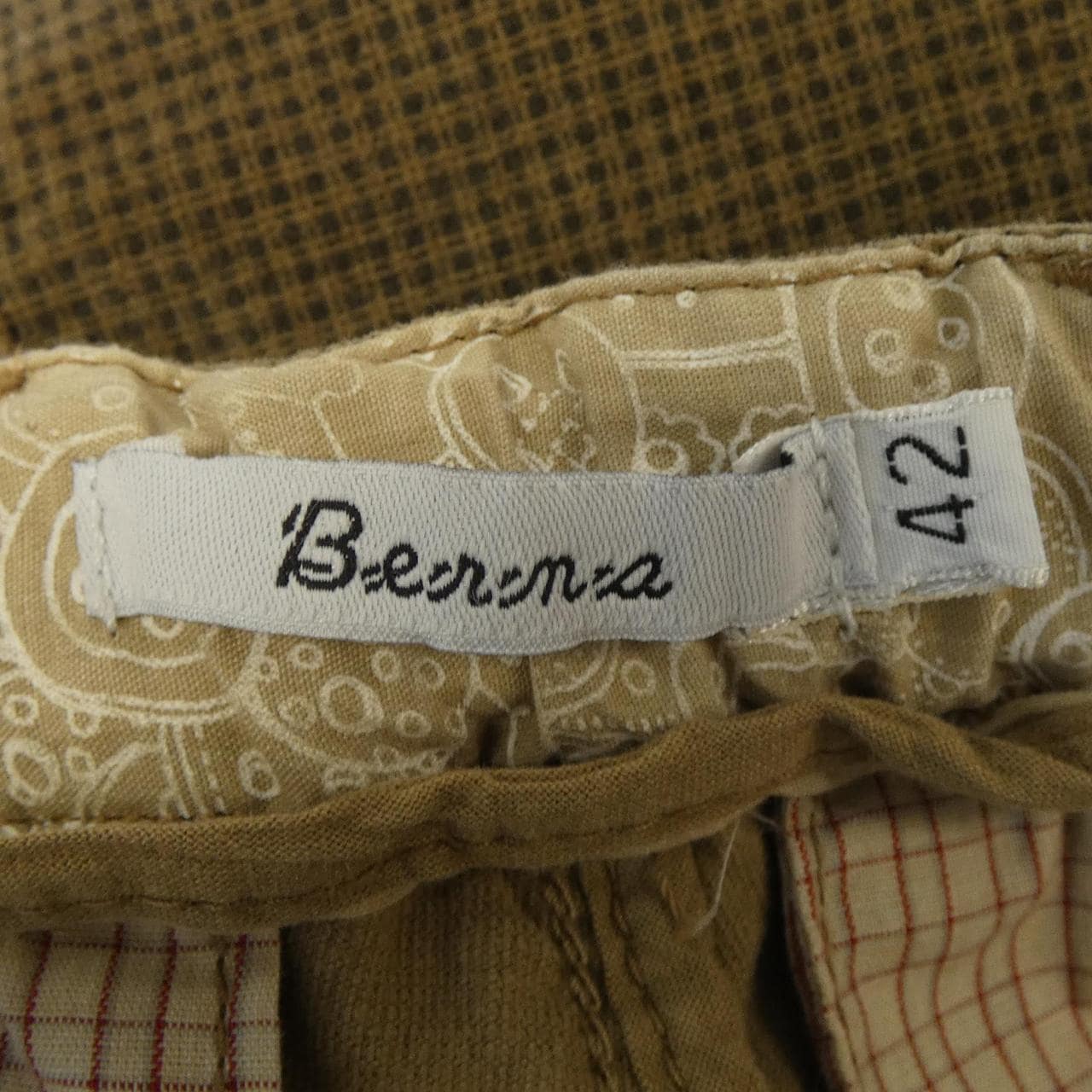 BERNA パンツ