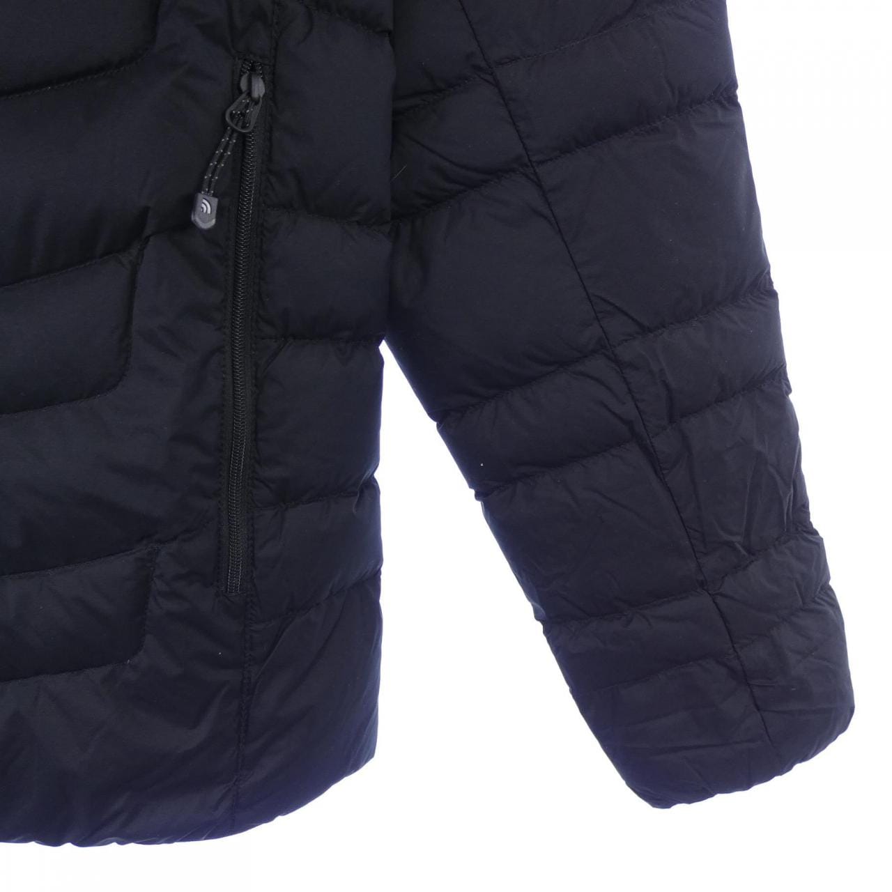 ザノースフェイス THE NORTH FACE NYW82312 ダウンジャケット