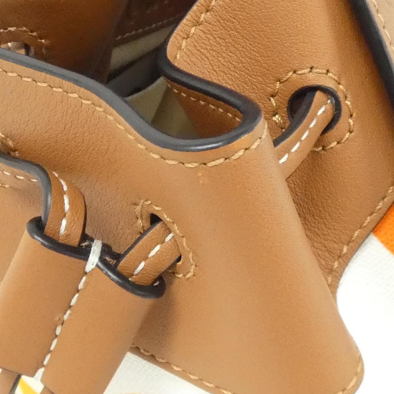 ロエベ ハンモック ドローストリング ミニ 328 72 V07 ショルダーバッグ